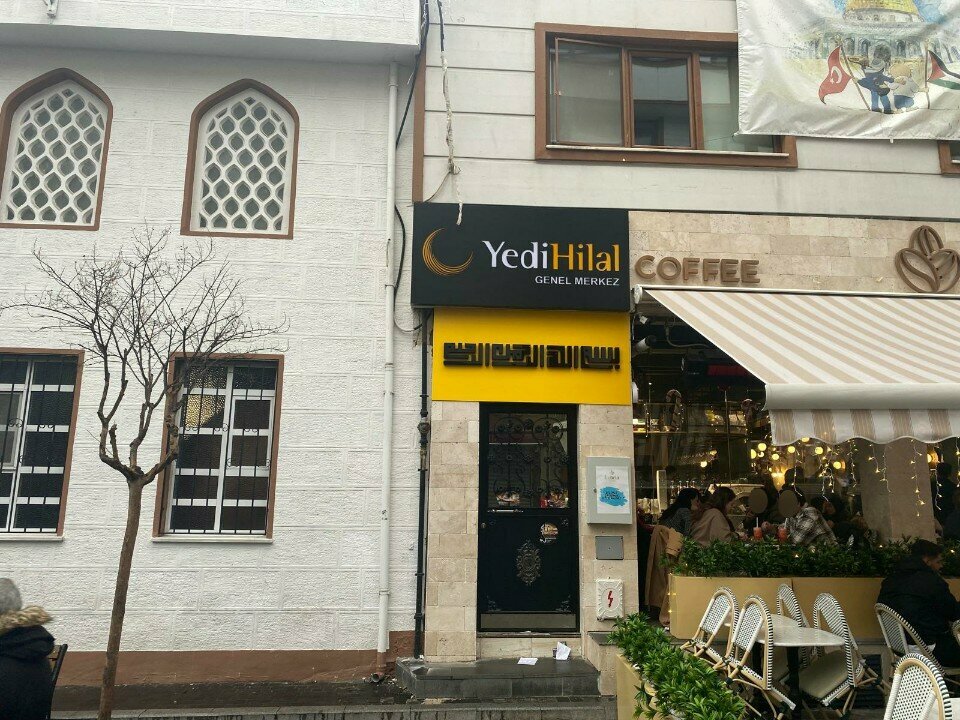 منظمات المجتمع Yedi Hilal General Center ، اسطنبول، صورة