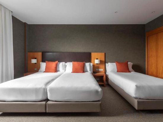 Фото Hotel Sant Just 