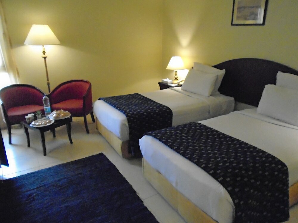 Фото Grand Pyramids Hotel