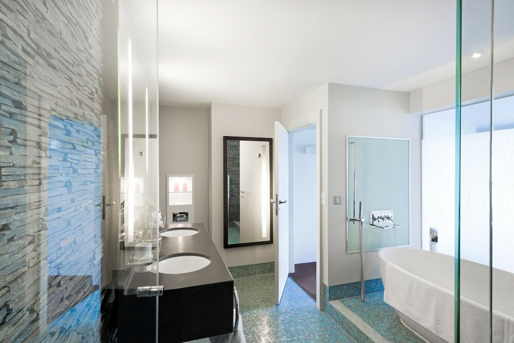 Фото Cliff House Hotel