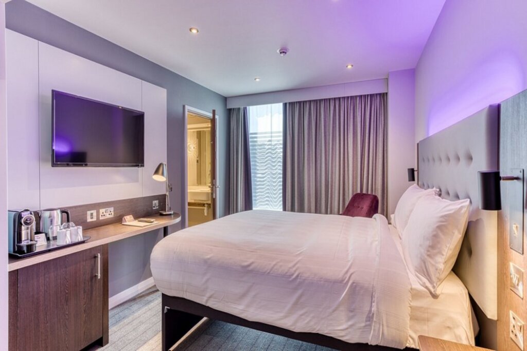 Фото Premier Inn London Paddington Hotel