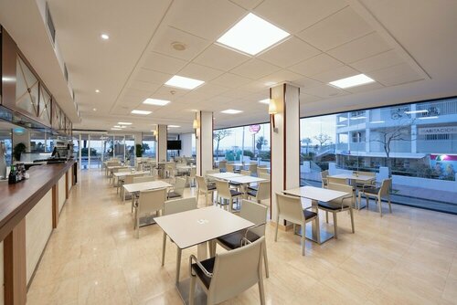 Гостиница Hotel Rh Riviera в Гандии