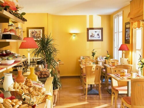 Гостиница Hotel Elysees 8 в Париже