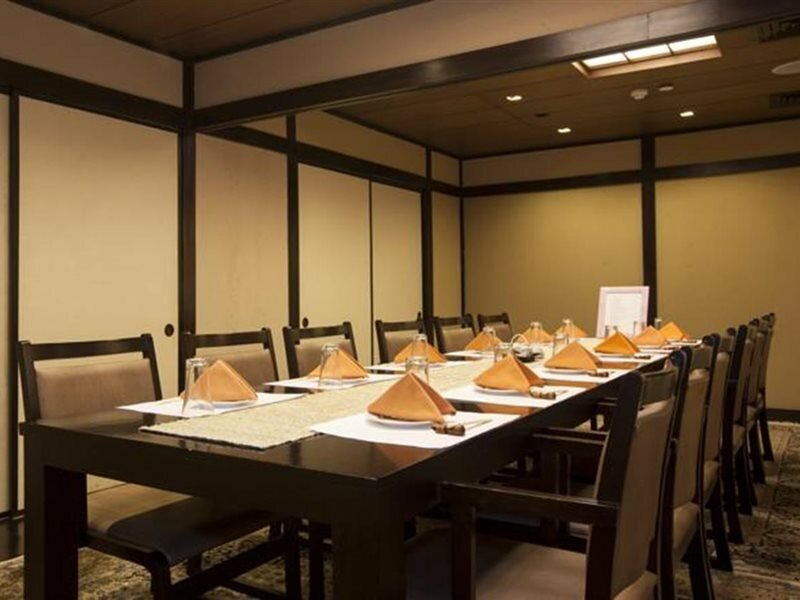 Фото Avalon Courtyard