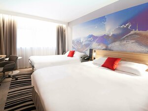 Гостиница Hotel Novotel Clermont Ferrand