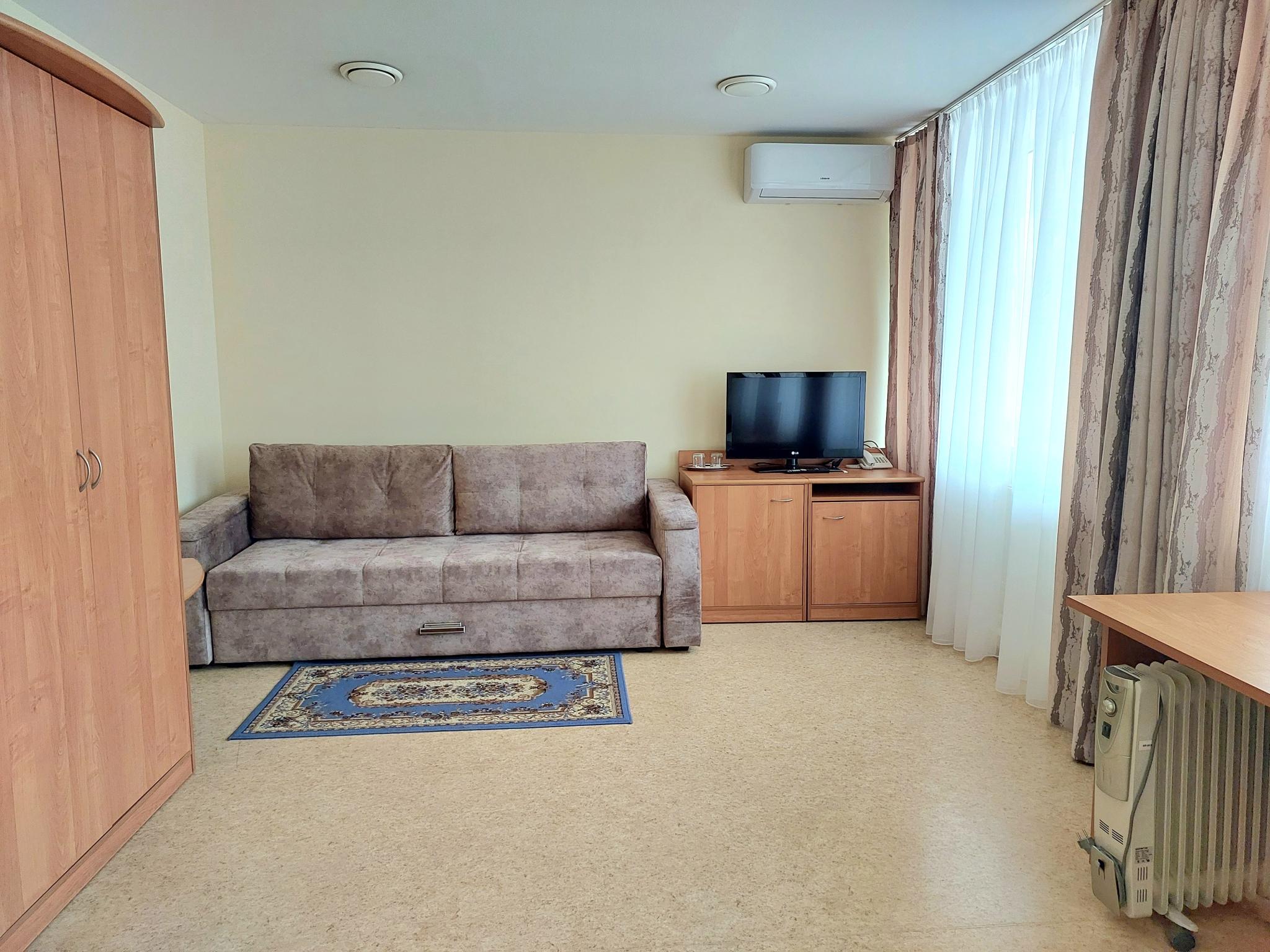 Фото Петровский