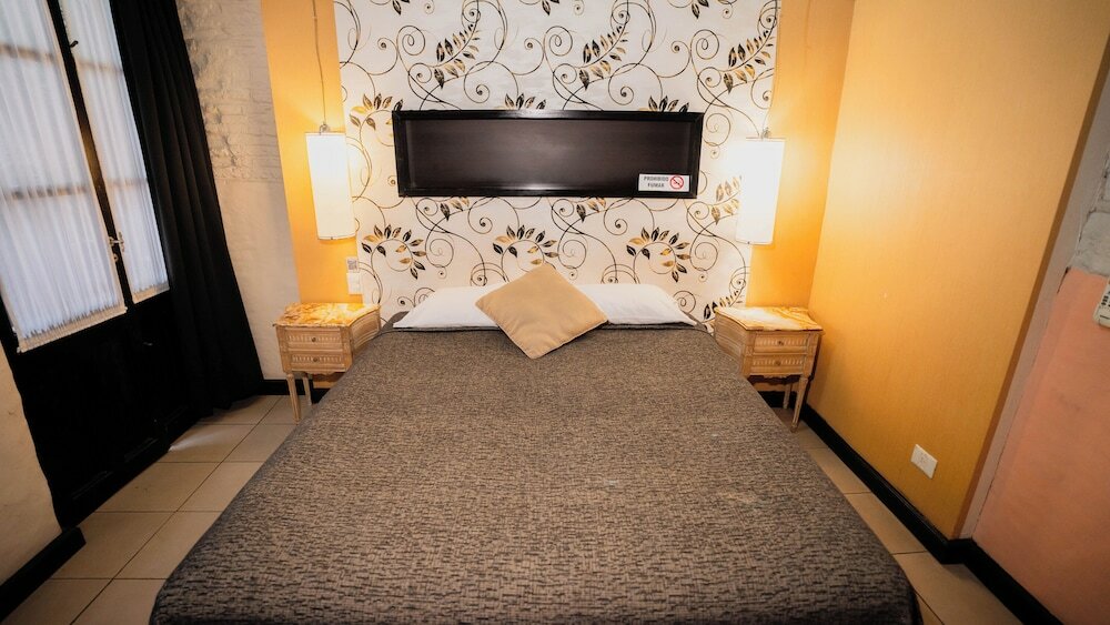 Фото Hotel Pasaje Solar