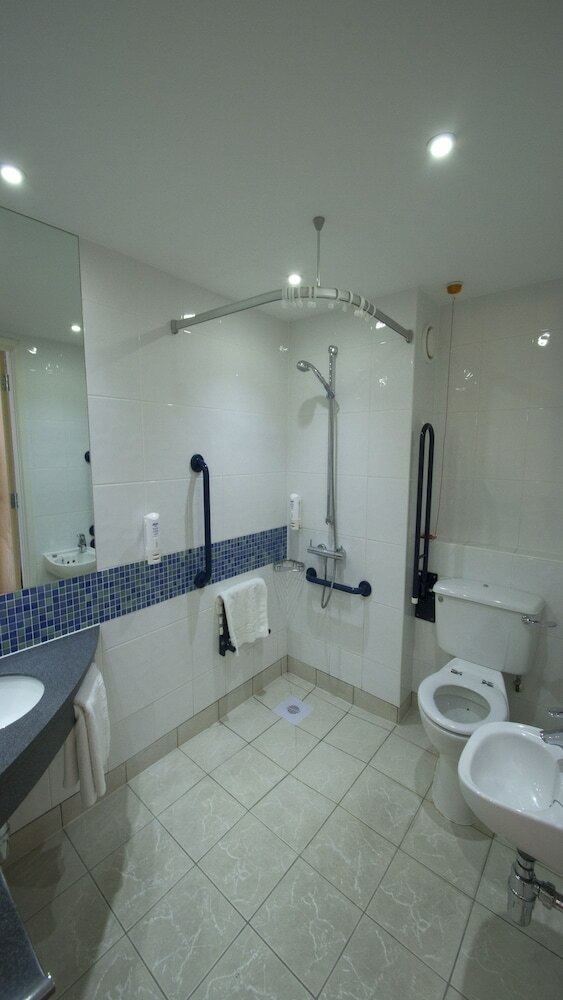 Фото Holiday Inn Express Hull City Centre an Ihg Hotel