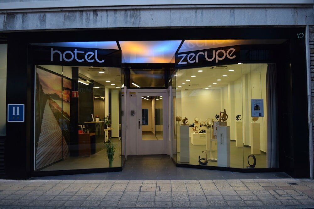 Фото Hotel Zerupe