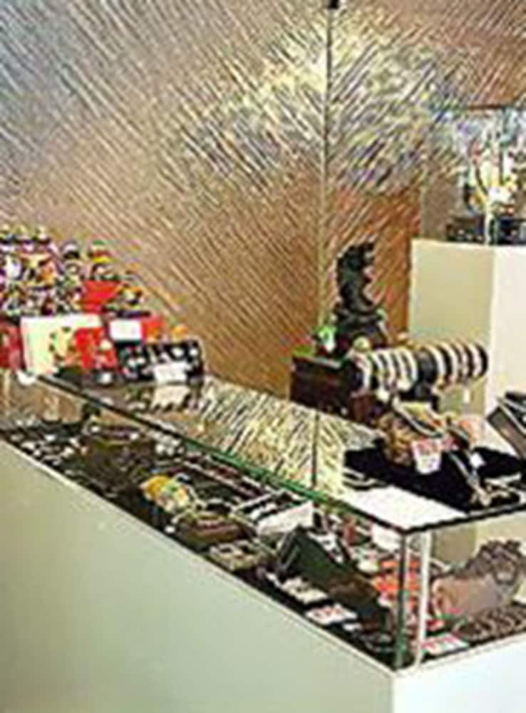 Фото First Hotel