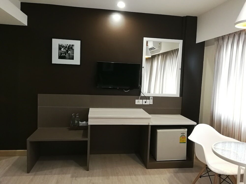 Фото Srivichai Hotel