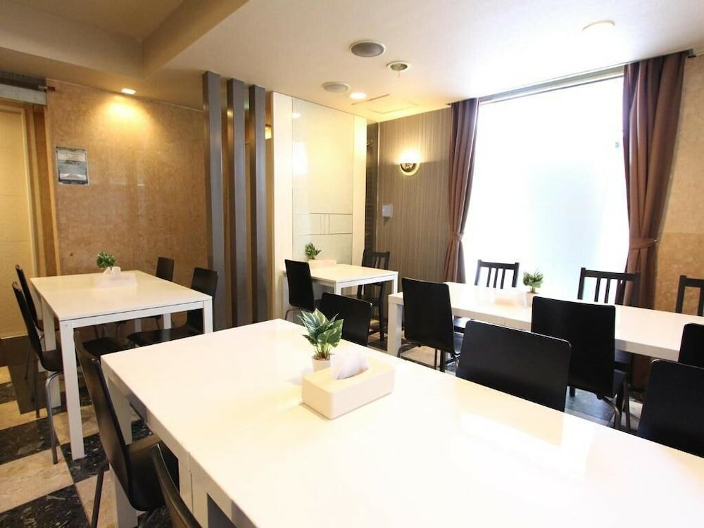 Фото LiVEMAX Kobe