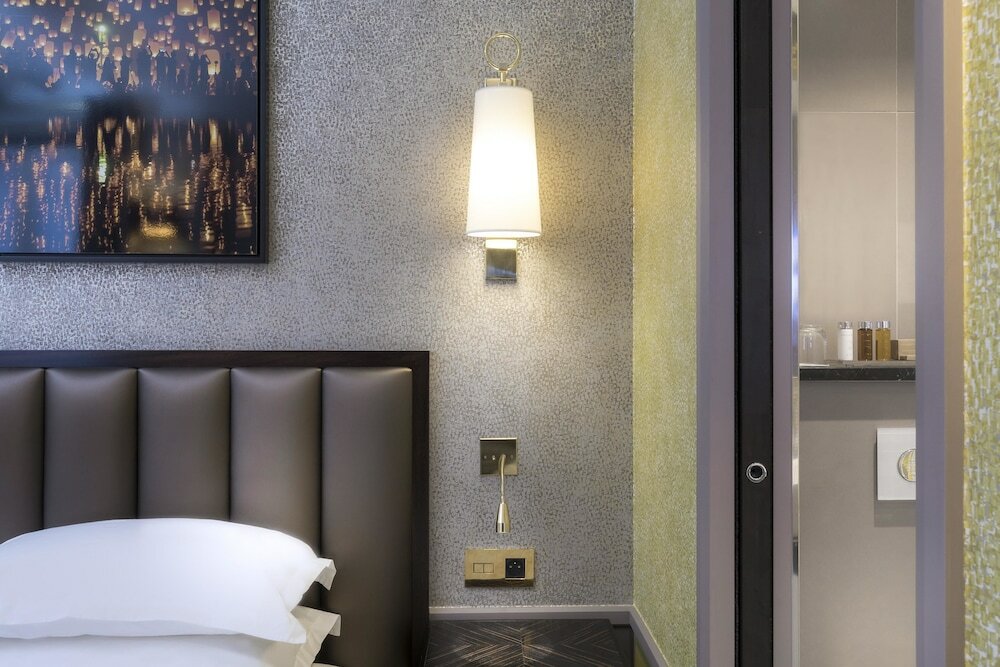 Фото Vendome Opera Hotel