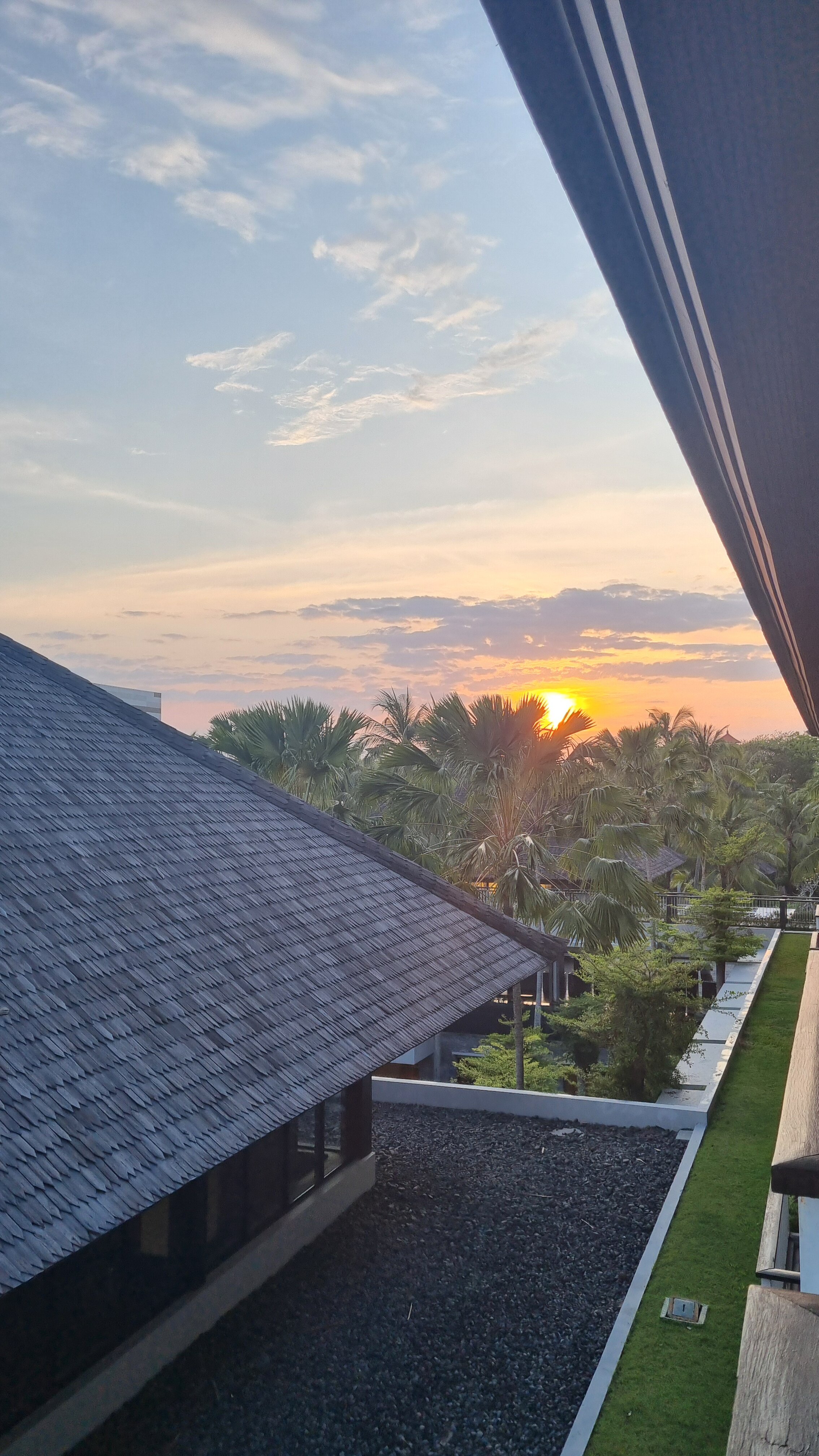 Фото Courtyard by Marriott Bali Nusa Dua Resort