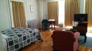 Hotel Riviera (New Jersey, Essex County, Newark, Clinton Avenue), hotel