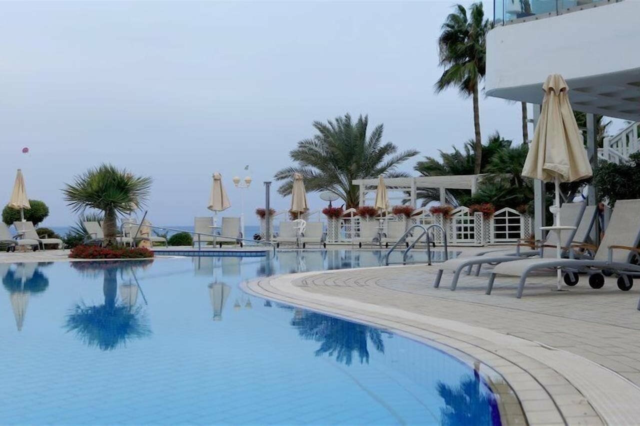 Фото Sunrise Beach Hotel