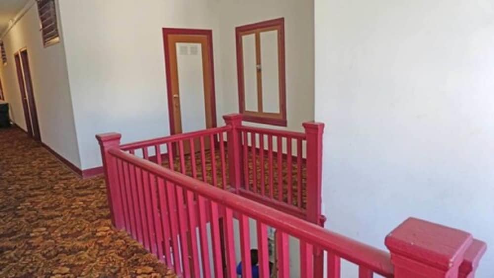 Фото Hollywood Roxy Hotel