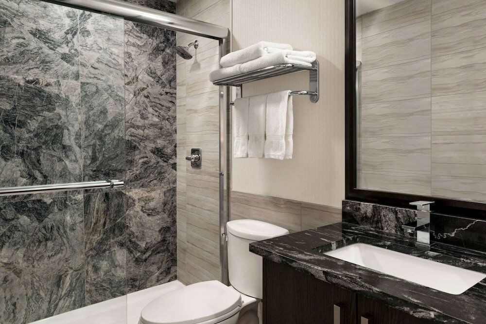 Фото Days Inn by Wyndham Wainwright