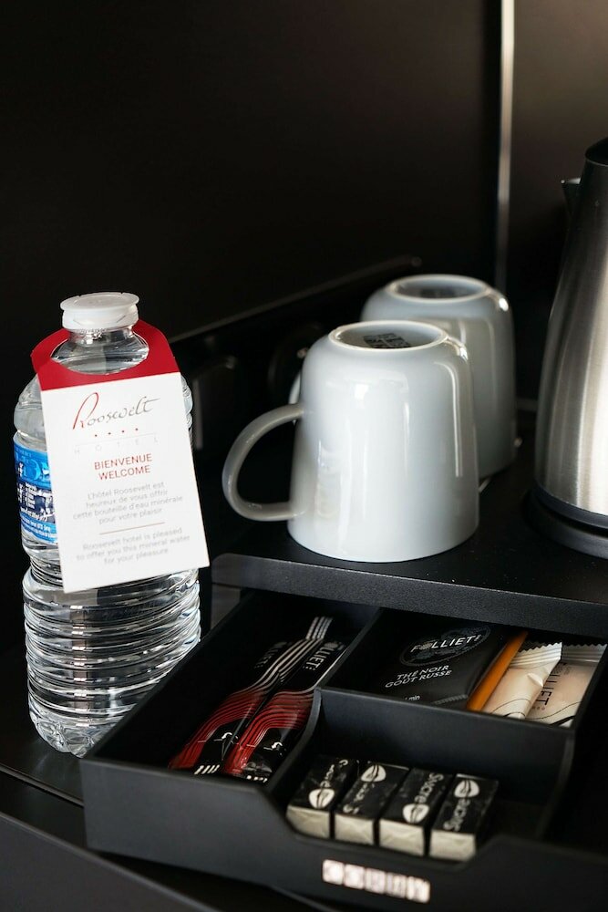 Фото Hôtel Le Roosevelt