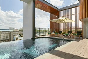 Гостиница Zazz Urban Ho Chi Minh