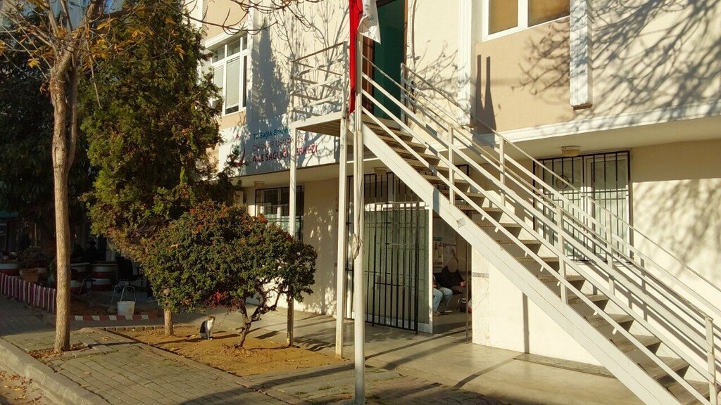 Ambulatorio, centro de salud, centro médico Osmanpasa Family Health Center, , foto