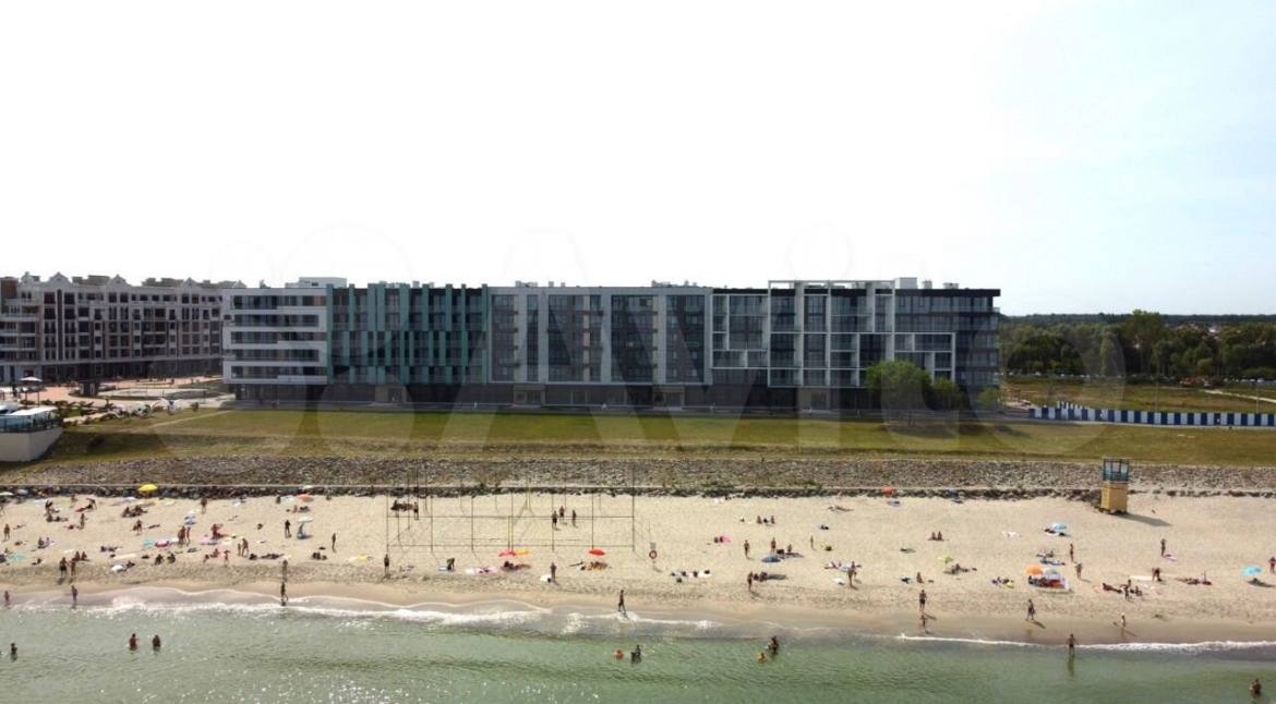 Фото Атлантис боковой вид на море