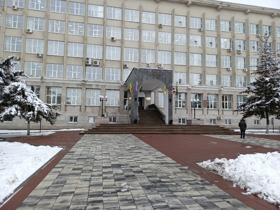 Жас көршісін жыныстық қатынасқа түсуге көндірді