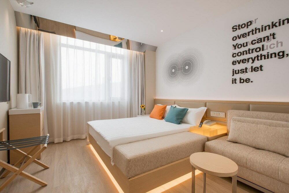 Фото Nanjing GoldStar Hotel