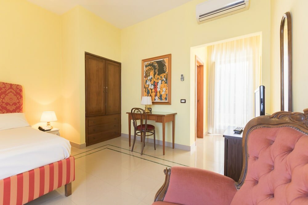 Фото Hotel Masseria Sant'Anna