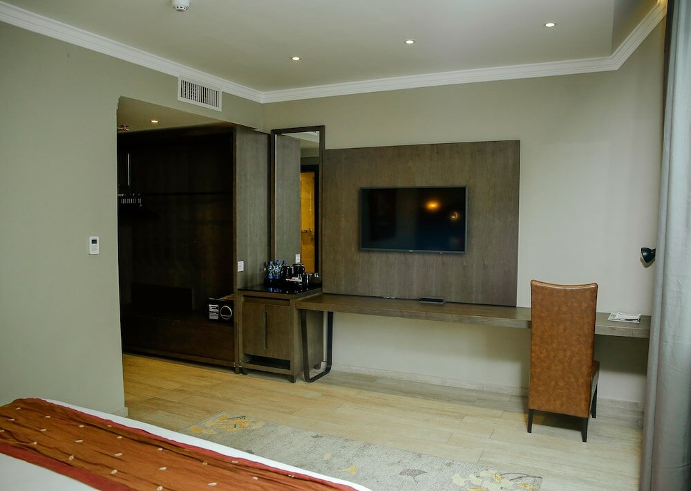 Фото Kiriri Garden Hotel