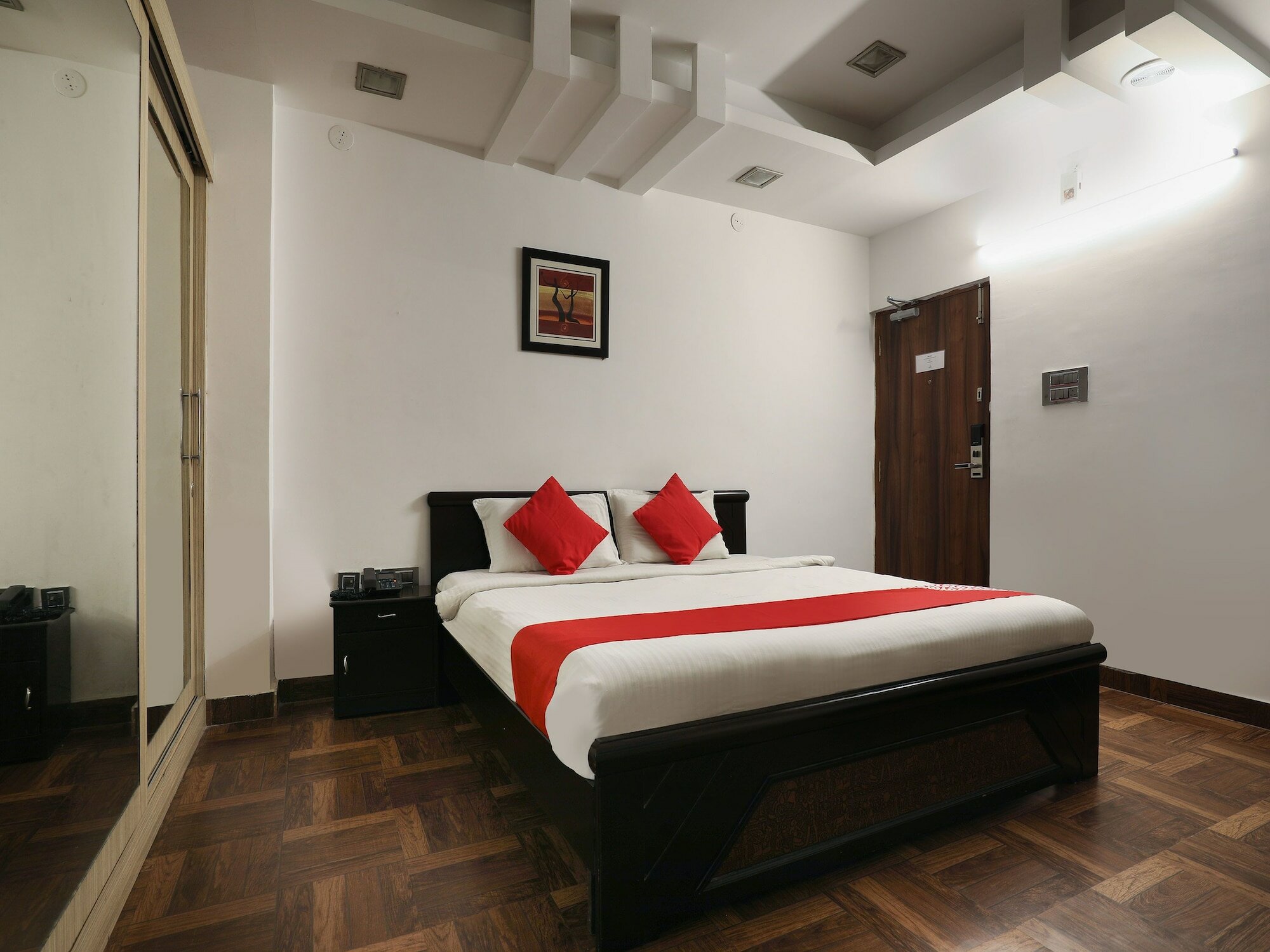 Фото Oyo 986 Hotel Akhand Homes