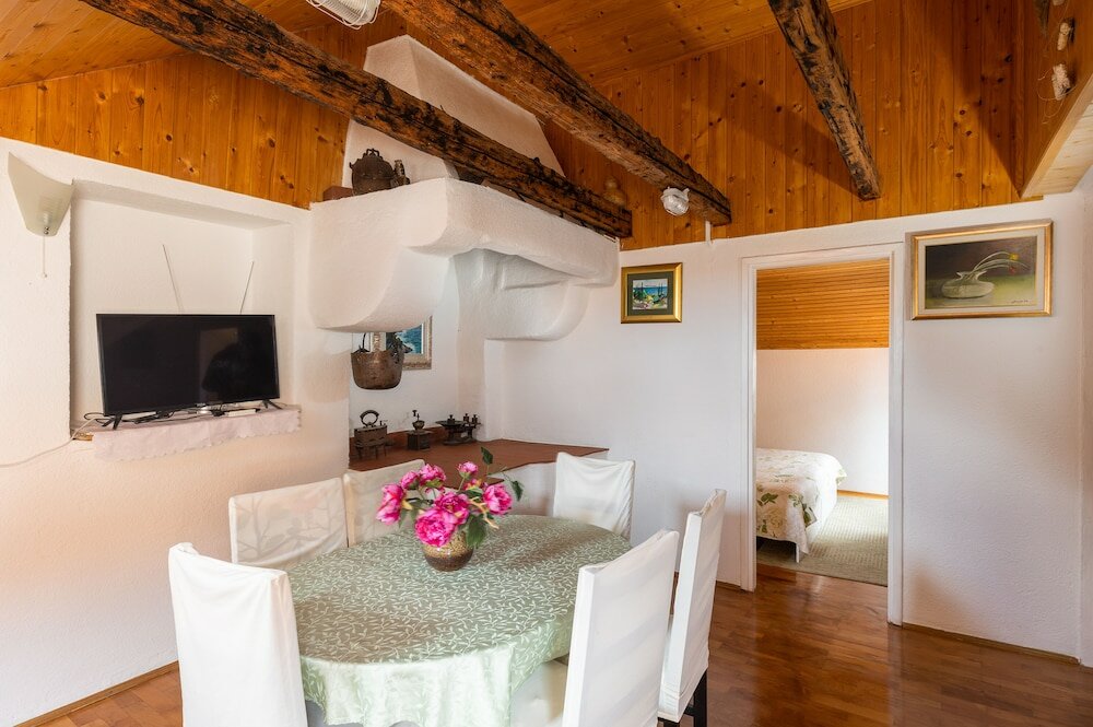 Фото Old Town Baroque Palace Accommodation