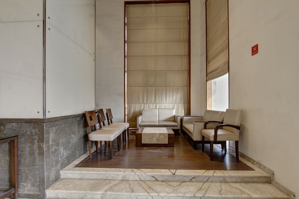 Фото Oyo 8169 Hotel Salem Castle