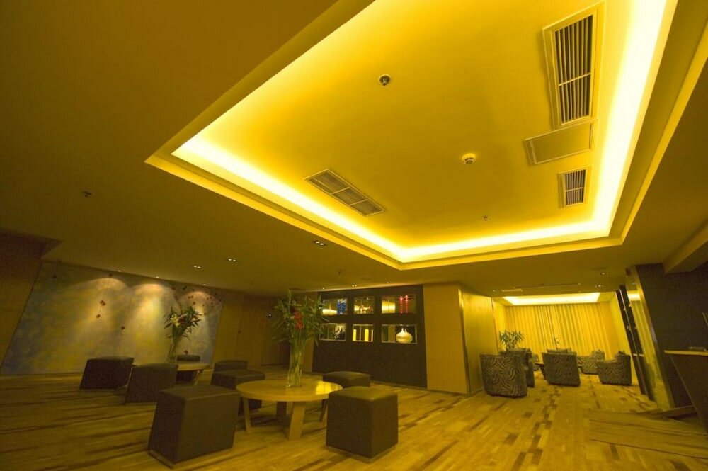 Фото Mareka Origin Hotel