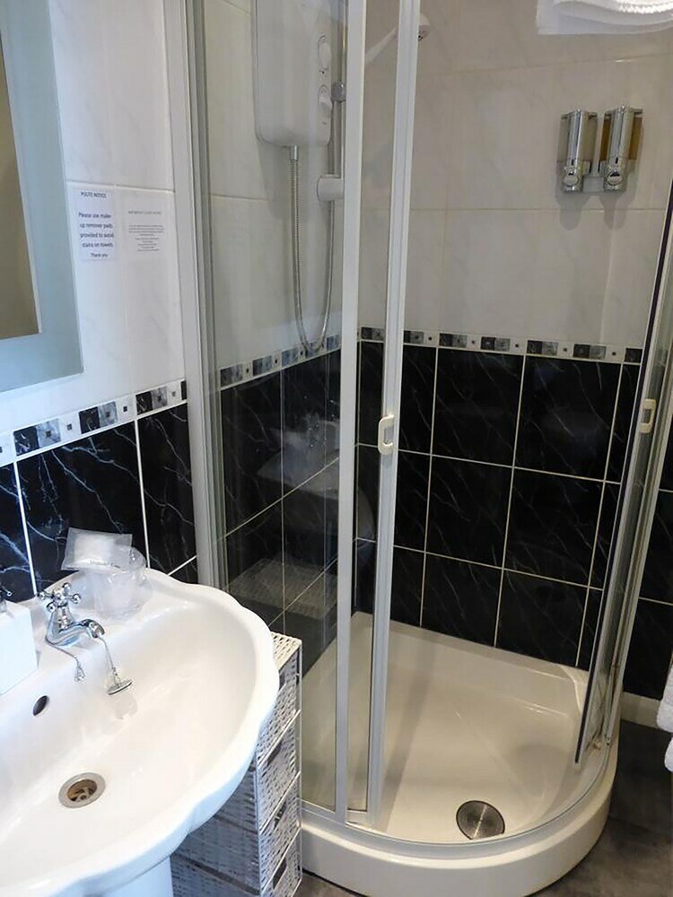 Фото Blenheim House