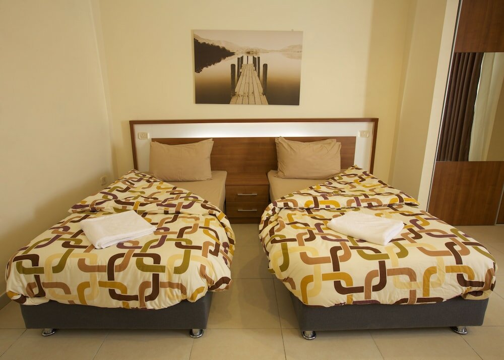 Фото Отель Lujain Suites