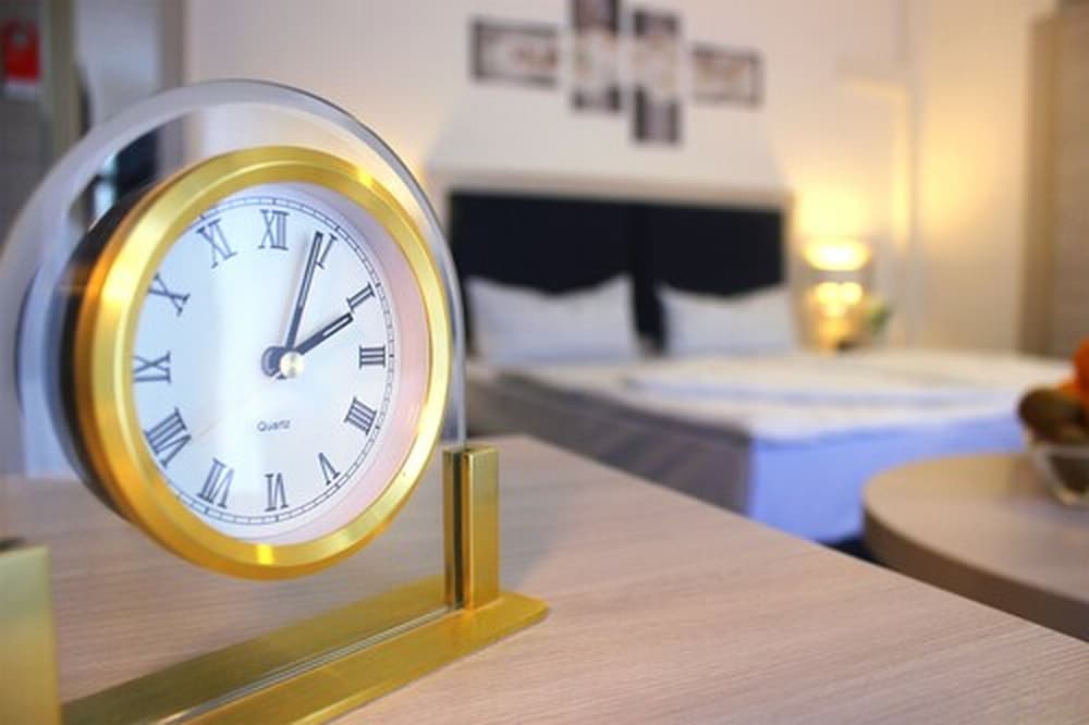 Фото Hotel Altenwerder Hof