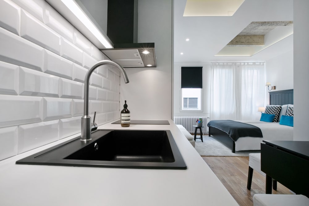 Фото Angel Main Square