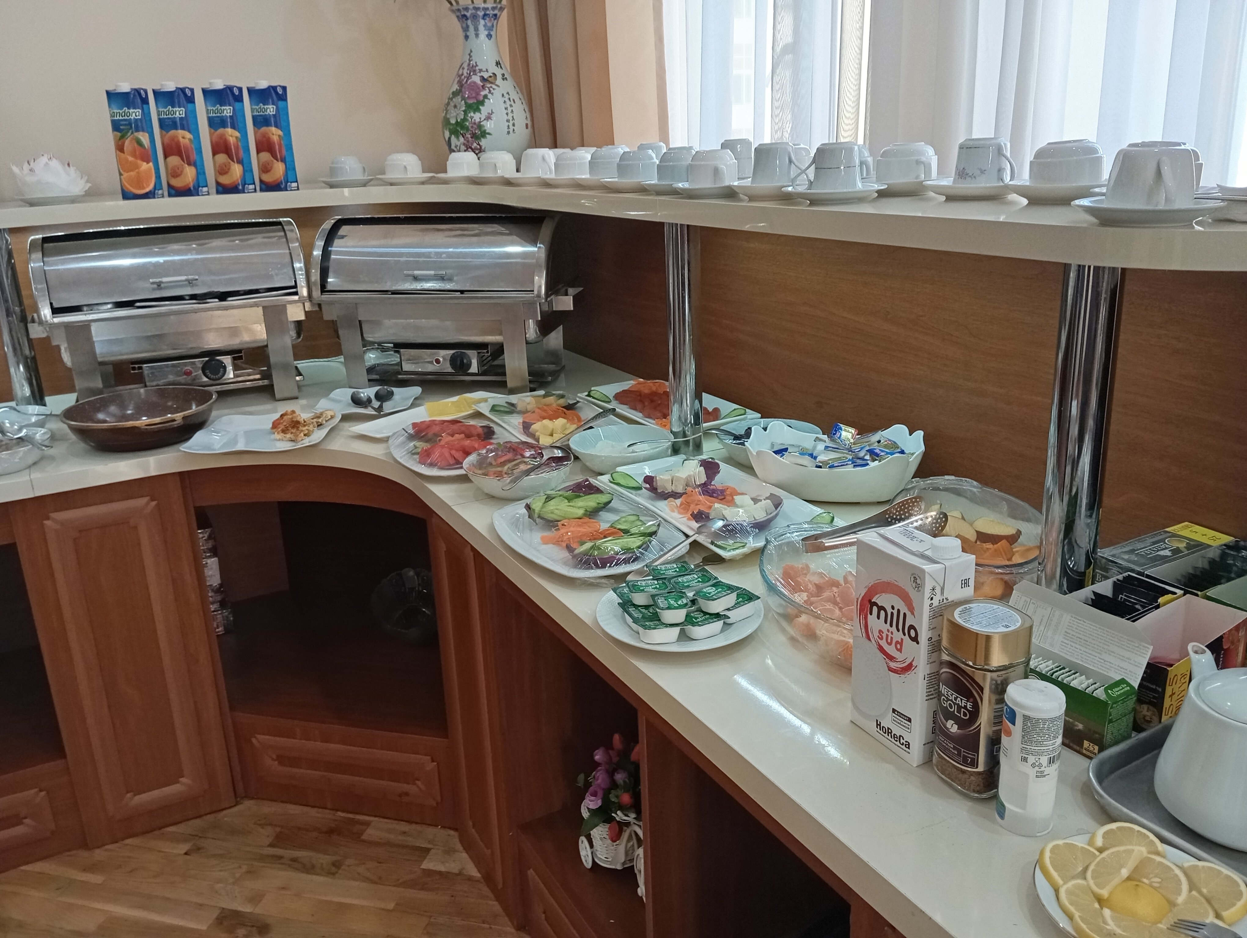 Фото Azcot Hotel