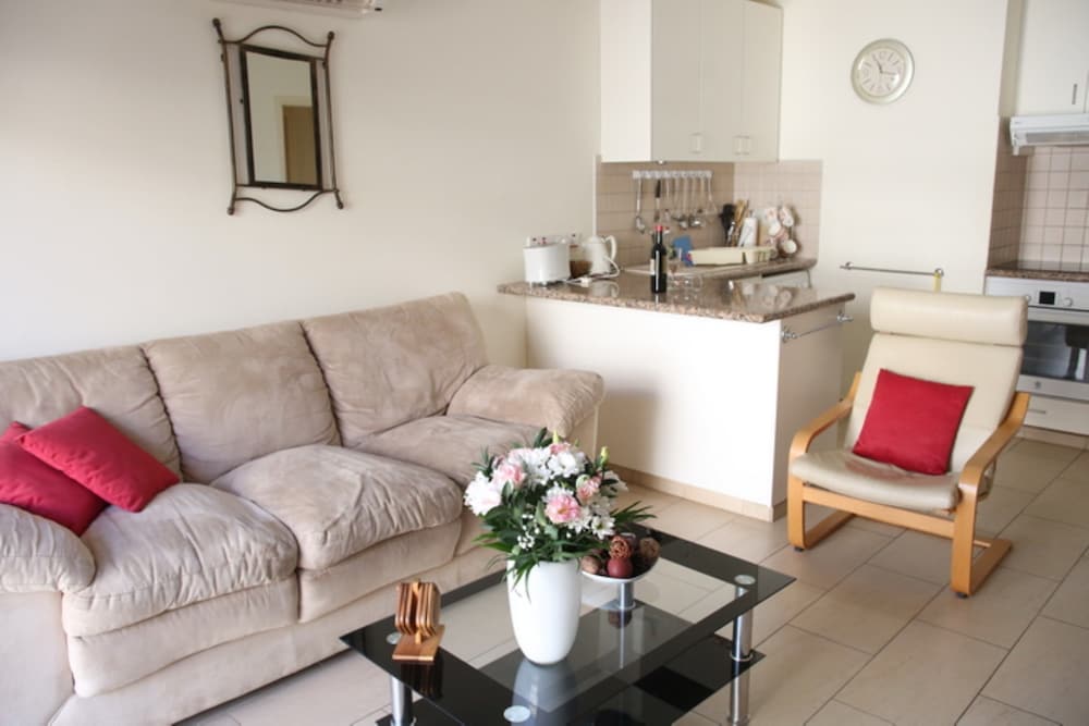 Фото King's Holiday Apartments