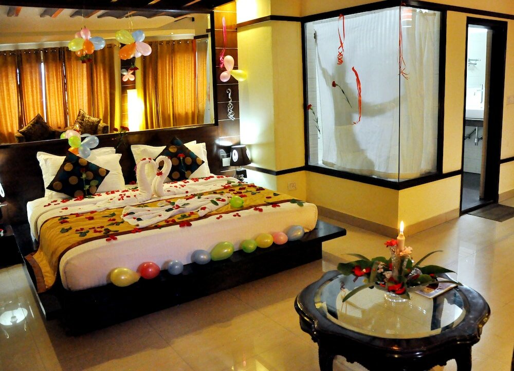 Фото Hotel Surya