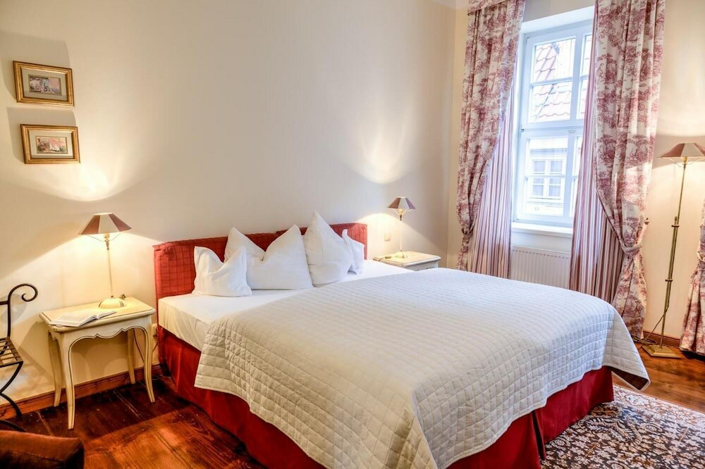 Фото Hotel Zum Bär