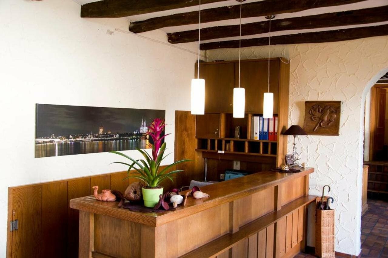 Фото Hotel Kölner Hof Refrath