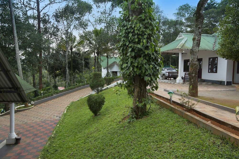 Фото Misty Lake Resort