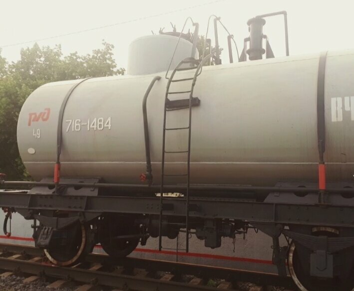 Dəmir yolu ilə yük daşımaları Yanichkino Station, , foto