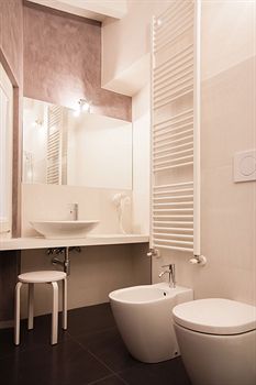 Фото Casa Fola - City Centre Rooms