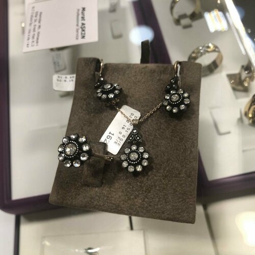 R & R Kuyumculuk Fotoğraf 2