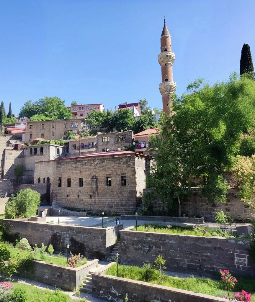Museum Feyzullah El Ensari Tomb, Bitlis, photo