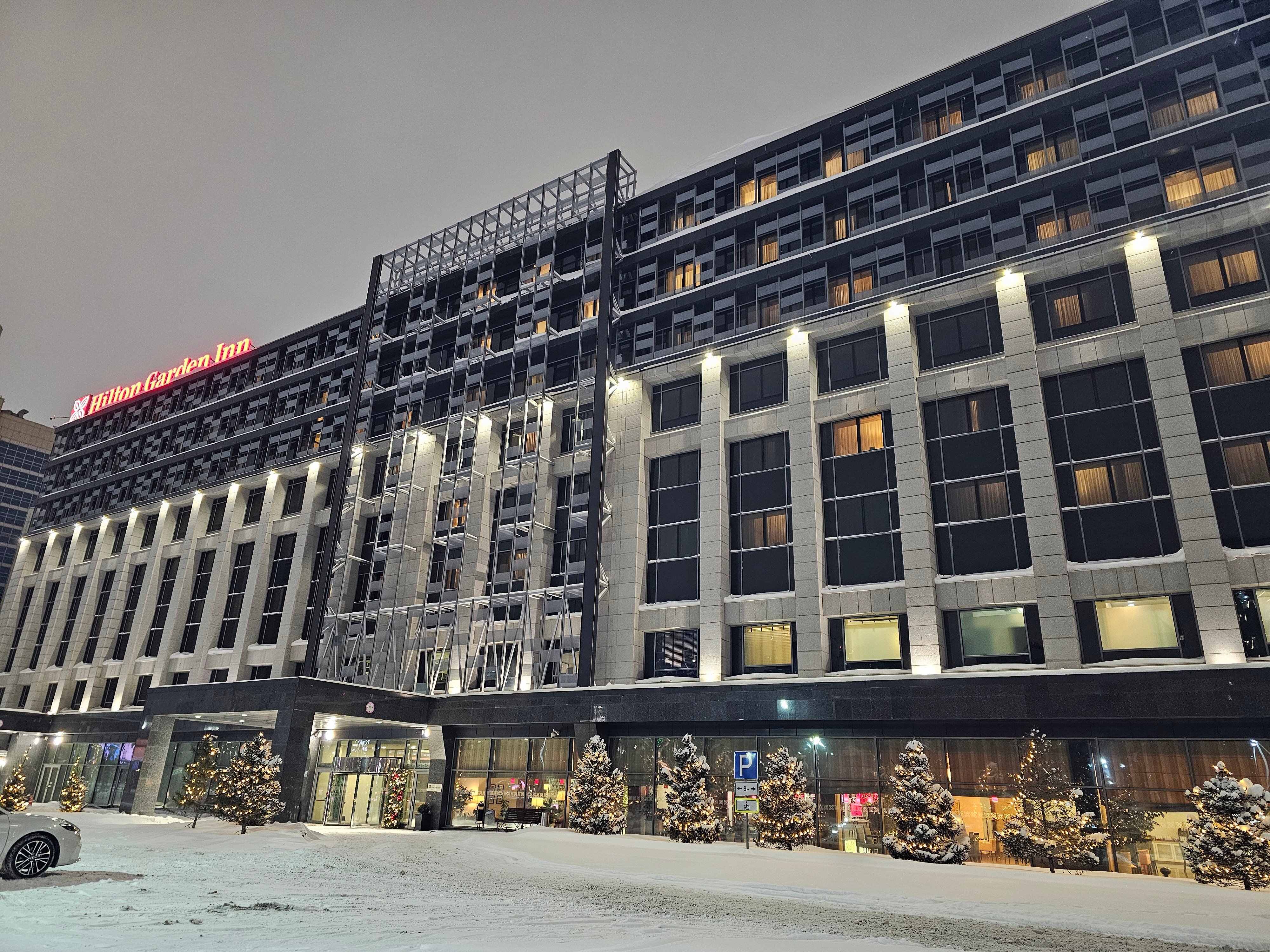 Фото Hilton Garden Inn Astana