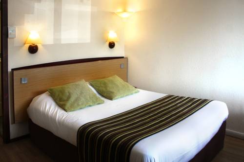 Фото Hôtel Campanile Reims Ouest - Tinqueux